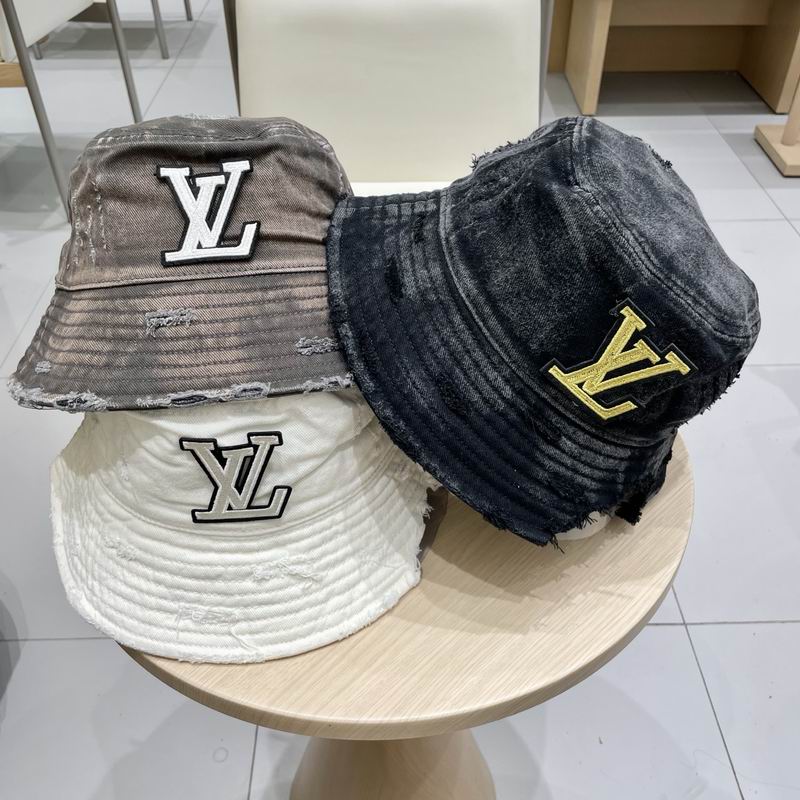 LV hat 032011